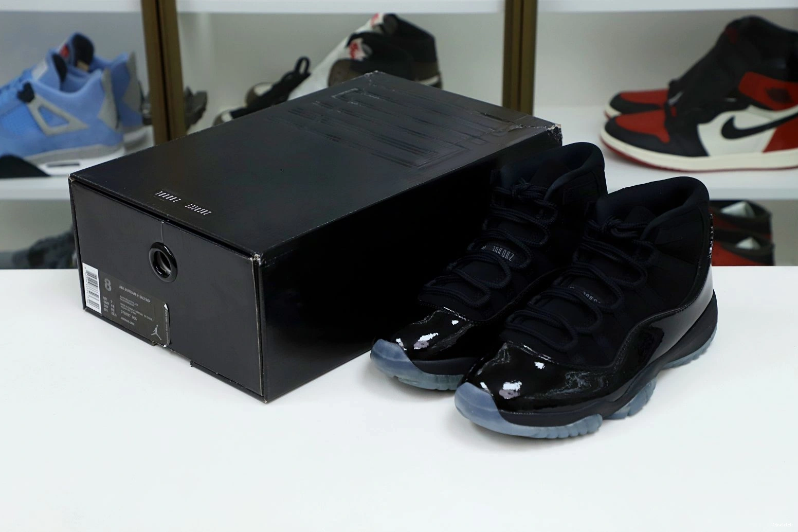 11 RETRO JORDAN GOWN' AIR 'CAP AND 0720